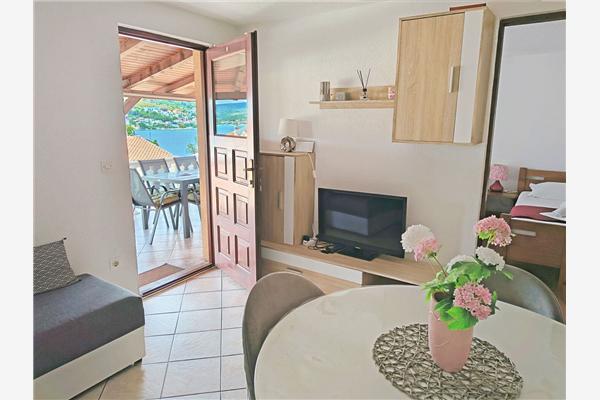 Apartment A2, for 5 persons
