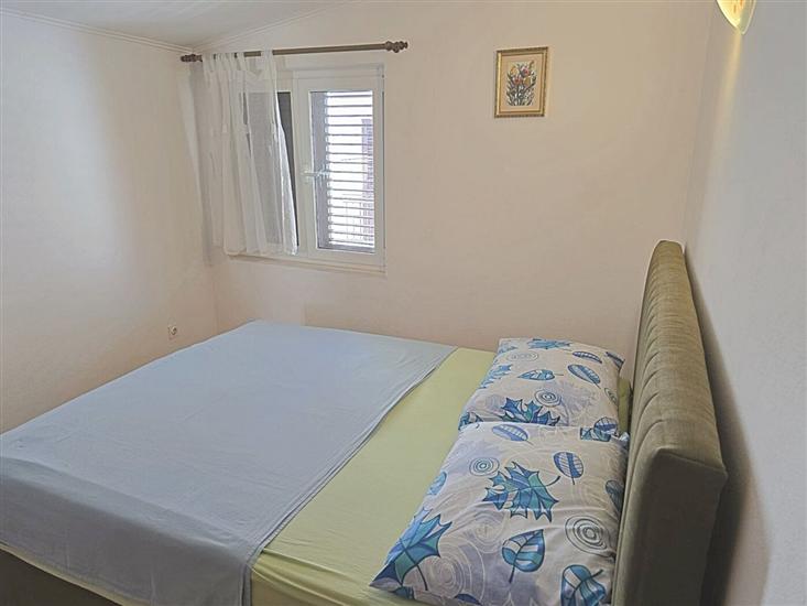 Apartment A1, for 5 persons