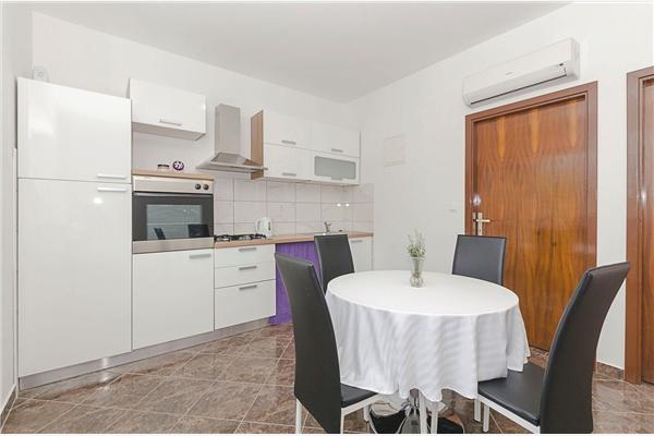 Apartment A1, for 4 persons