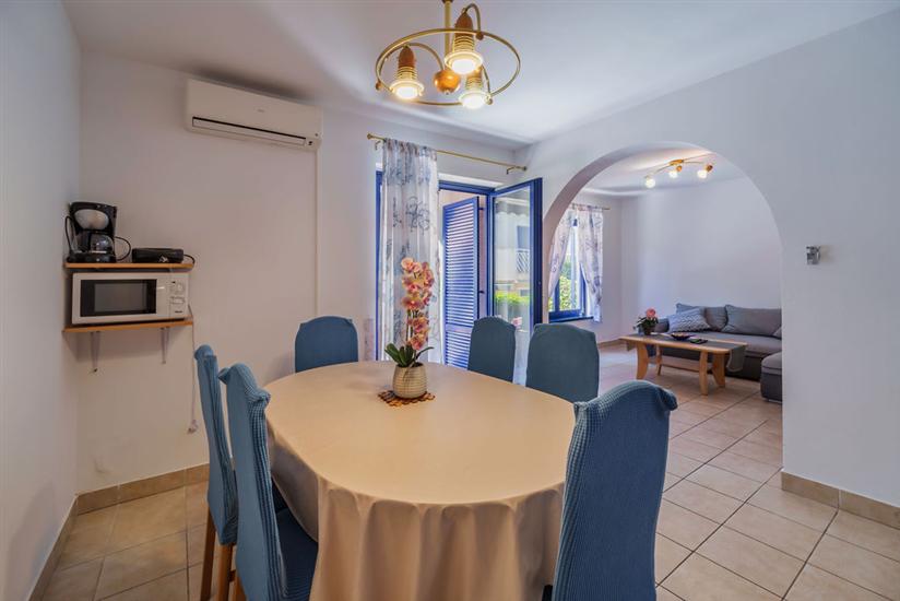 Apartment A1, for 4 persons