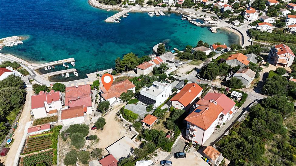 Apartmaji Beachfront Jakišnica