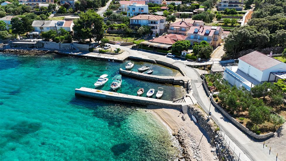 Apartmaji Beachfront Jakišnica