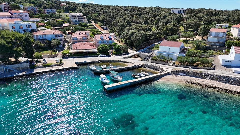 Apartmaji Beachfront Jakišnica