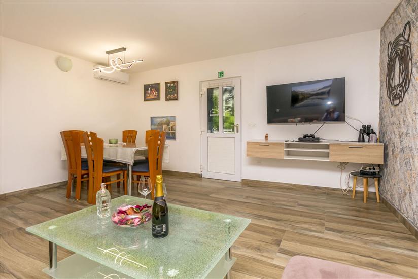 House K1, for 6 persons