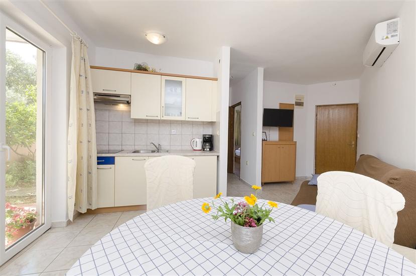 Apartment A1, for 4 persons