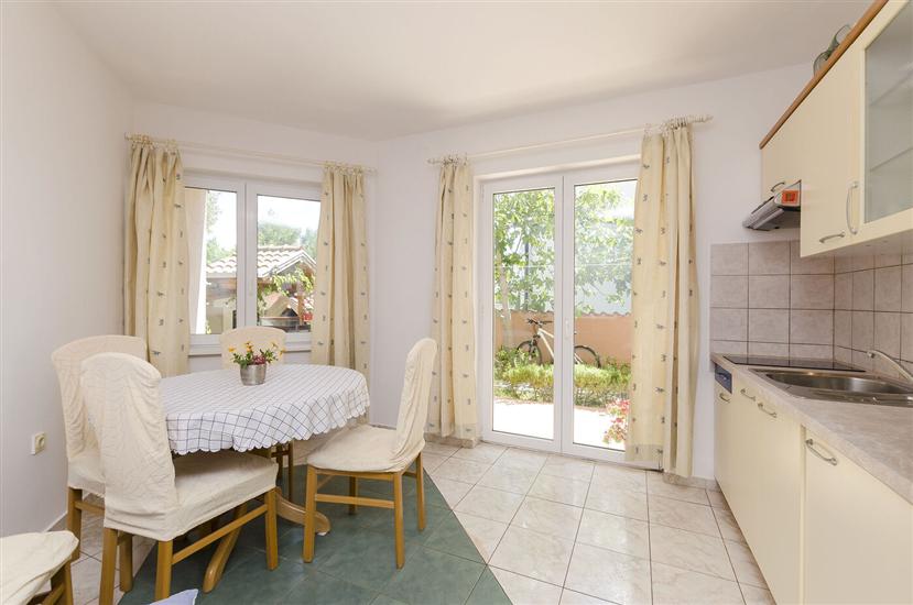 Apartment A1, for 4 persons
