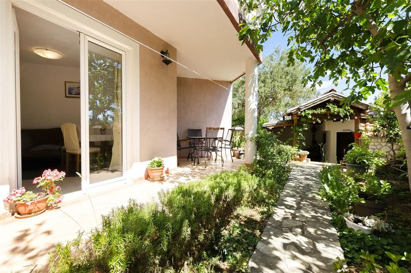 Apartment A1, for 4 persons