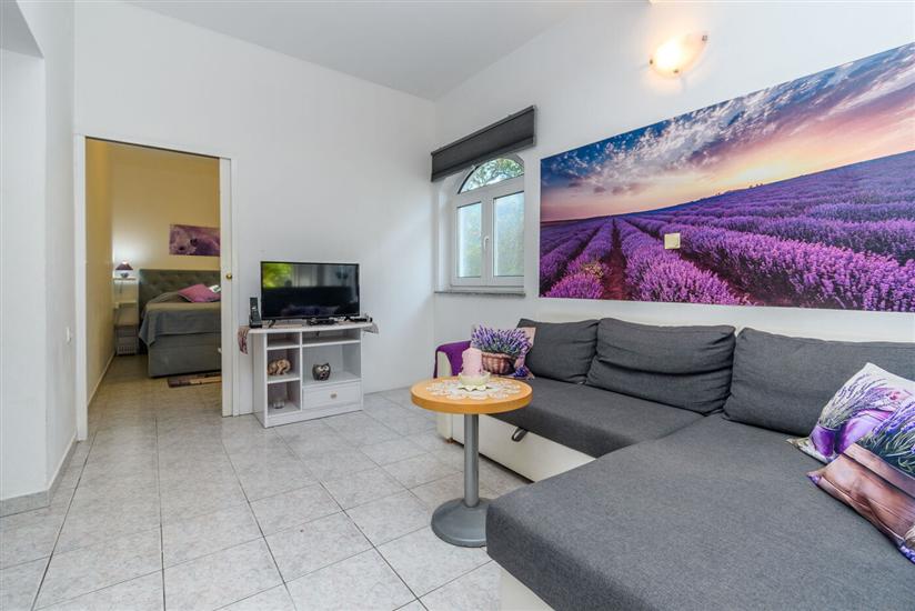 Apartment A2, for 3 persons