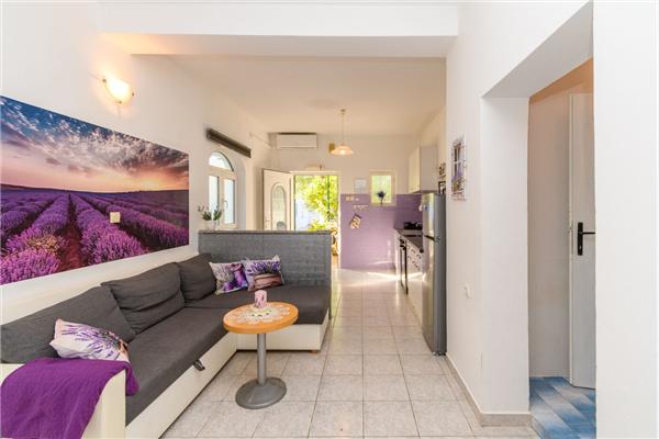 Apartment A2, for 3 persons