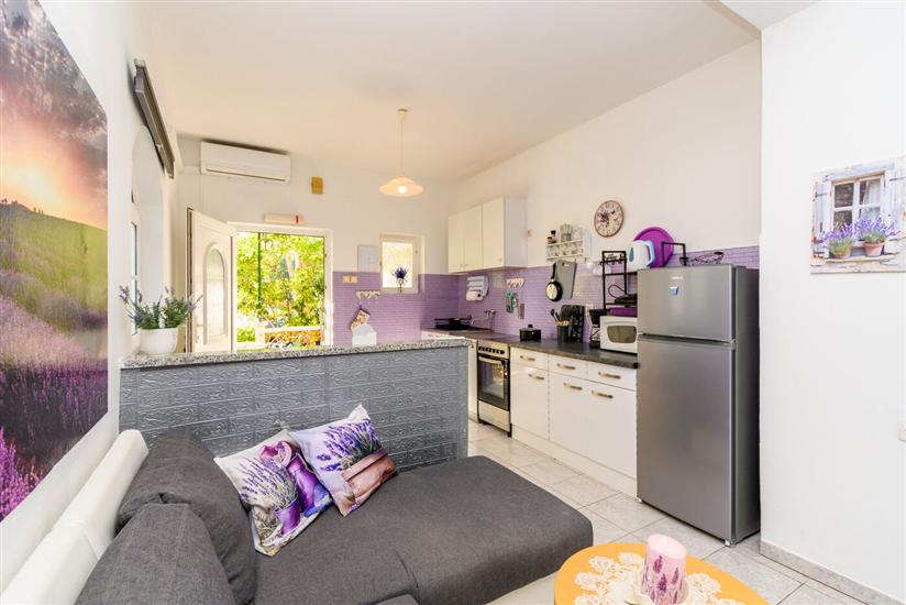 Apartment A2, for 3 persons