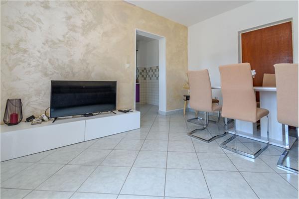 Apartment A2, for 8 persons