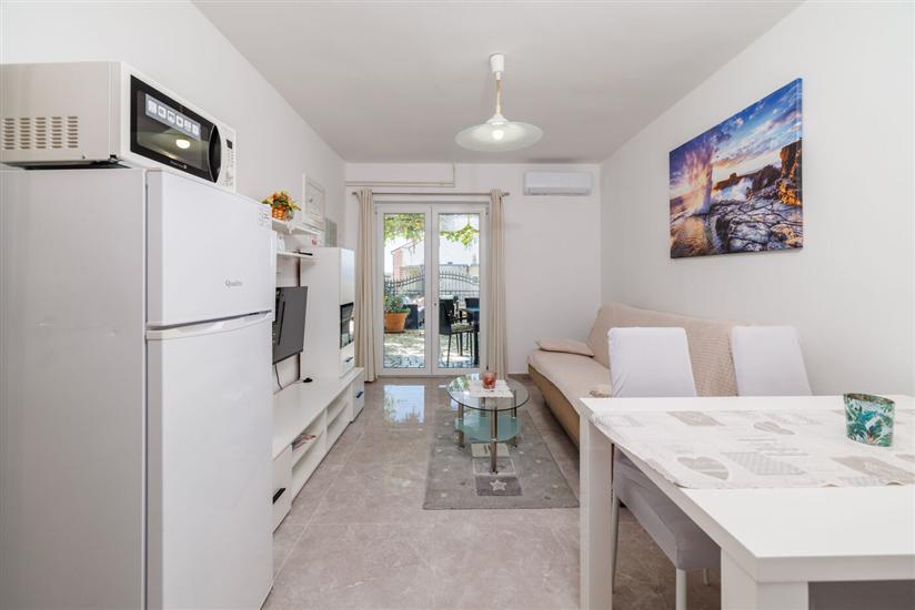 Apartment A1, for 3 persons