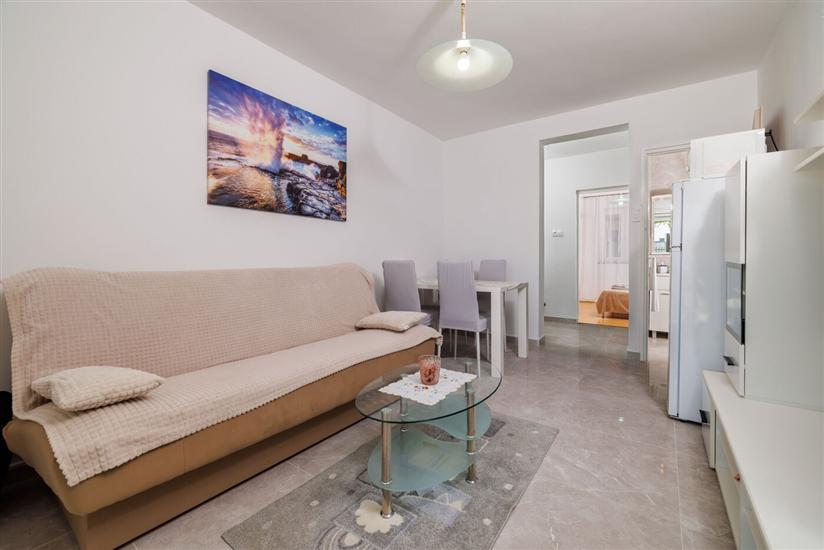 Apartment A1, for 3 persons