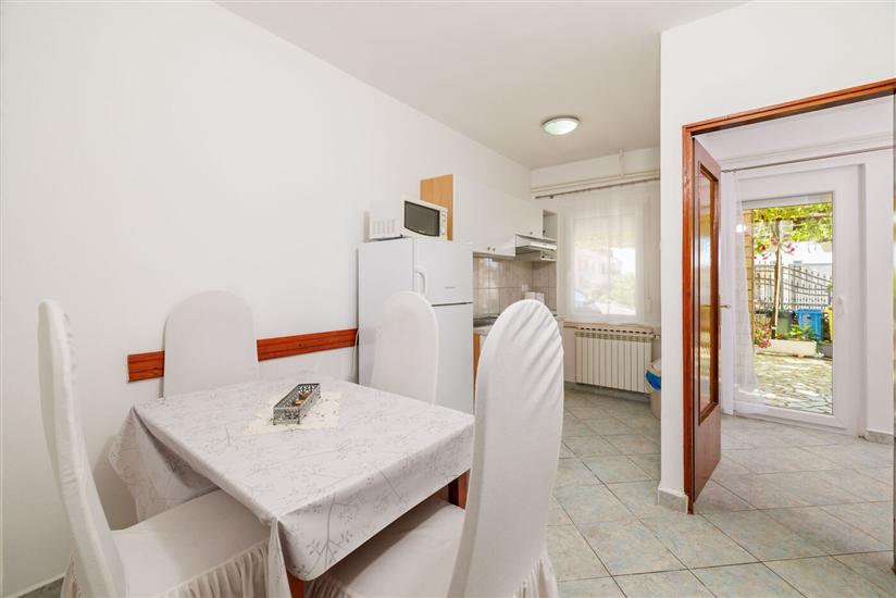 Apartment A2, for 4 persons