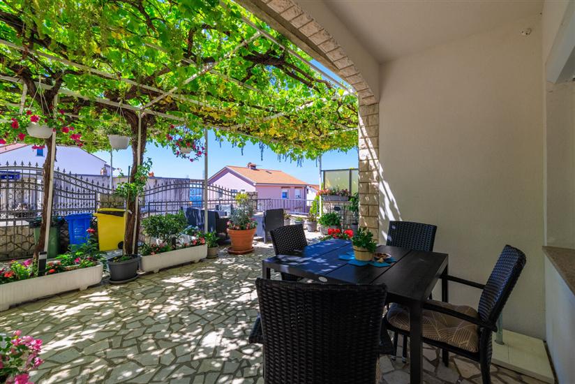 Apartment A2, for 4 persons