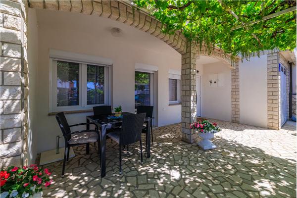 Apartment A2, for 4 persons