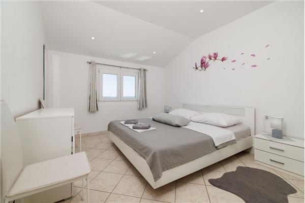 Apartment A3, for 5 persons