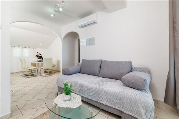 Apartment A3, for 5 persons