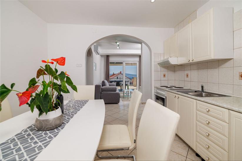 Apartment A3, for 5 persons