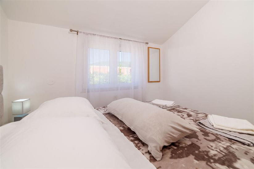 Apartment A4, for 4 persons