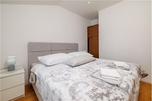 Apartment A4, for 4 persons