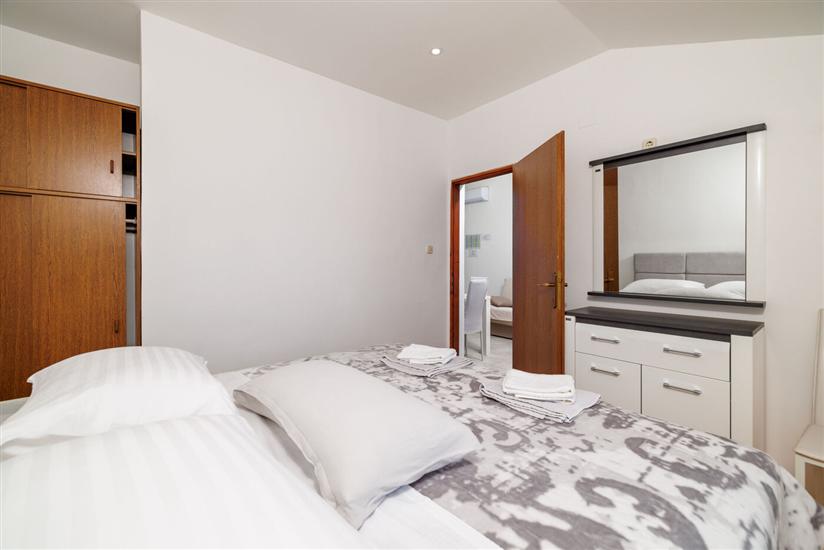 Apartment A4, for 4 persons
