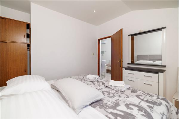 Apartment A4, for 4 persons