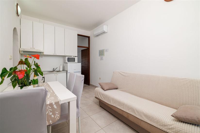 Apartment A4, for 4 persons