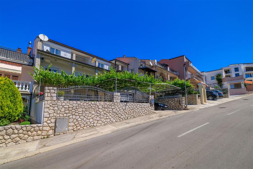 Apartments Grozdana