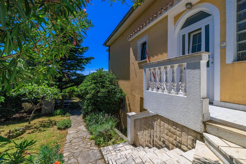 Apartments Jadrana