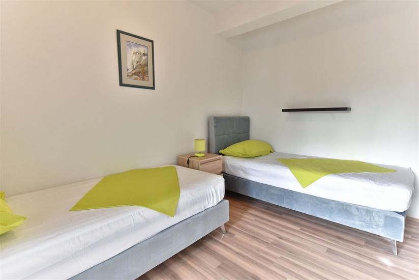 Apartment A3, for 5 persons