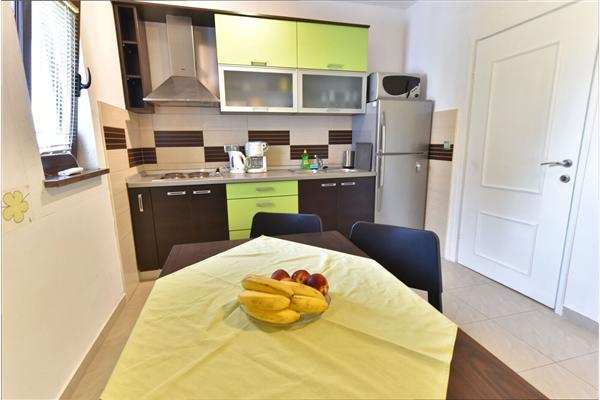 Apartment A3, for 5 persons