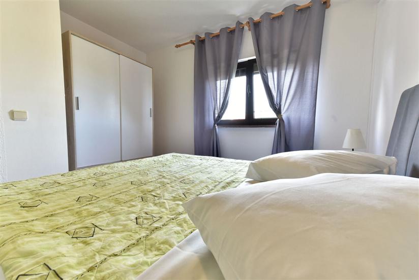 Apartment A3, for 5 persons