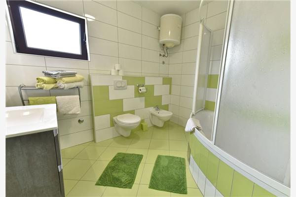 Apartment A3, for 5 persons
