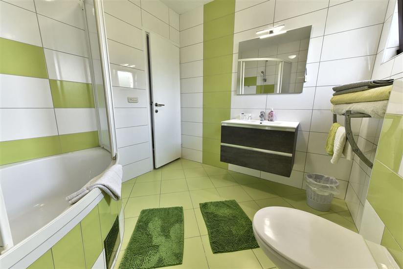 Apartment A3, for 5 persons