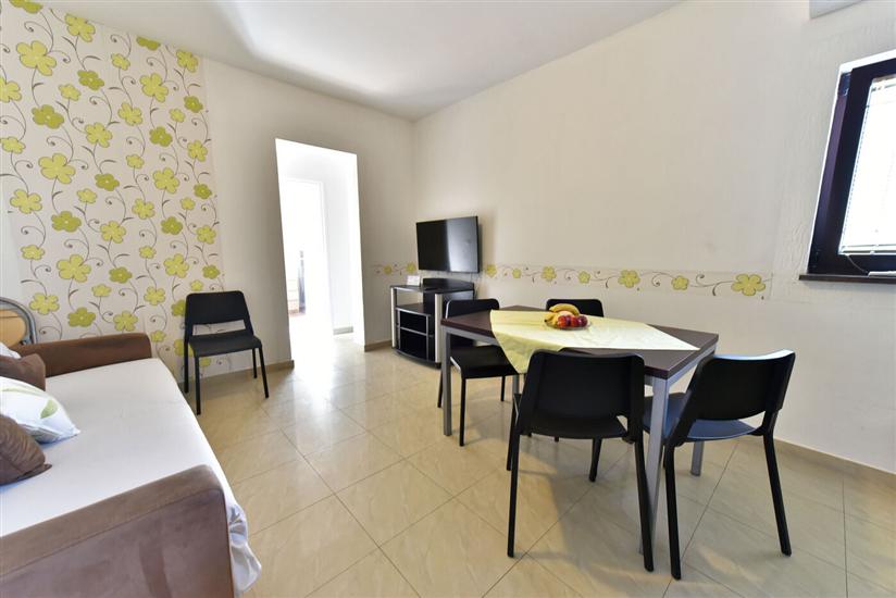 Apartment A3, for 5 persons