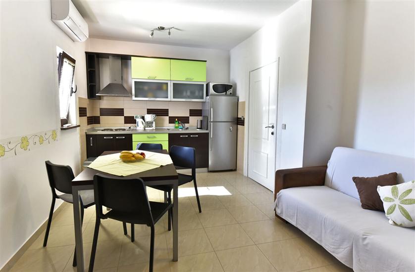 Apartment A3, for 5 persons