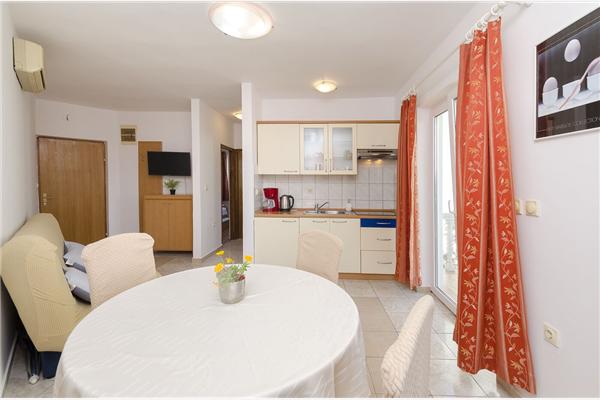 Apartment A2, for 4 persons