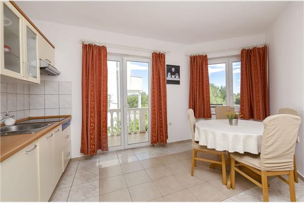 Apartment A2, for 4 persons