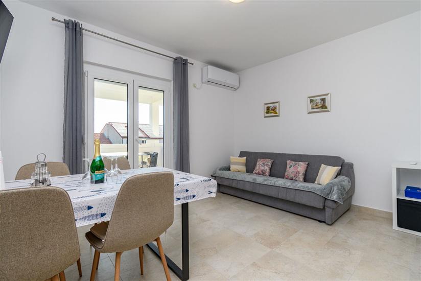 Apartman A2, na 4 osebe