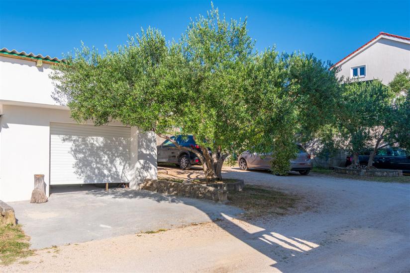Apartmaji Mande
