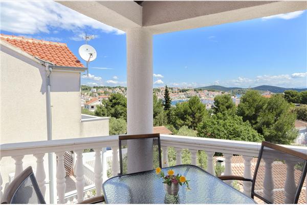Apartment A4, for 4 persons