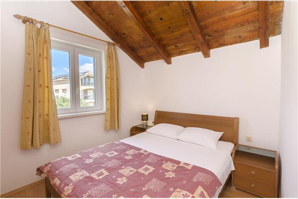 Apartment A4, for 4 persons