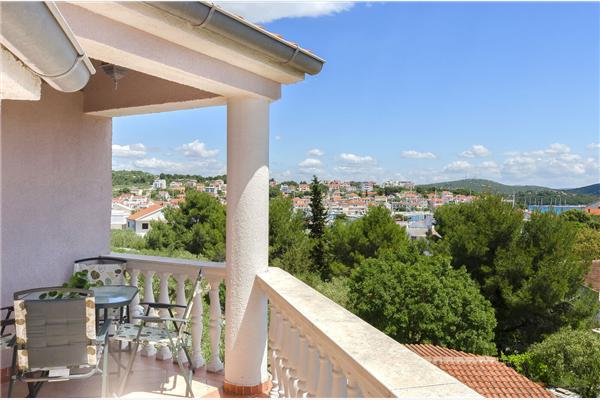Apartment A5, for 4 persons