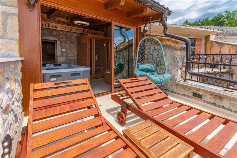 House Villa Lara
