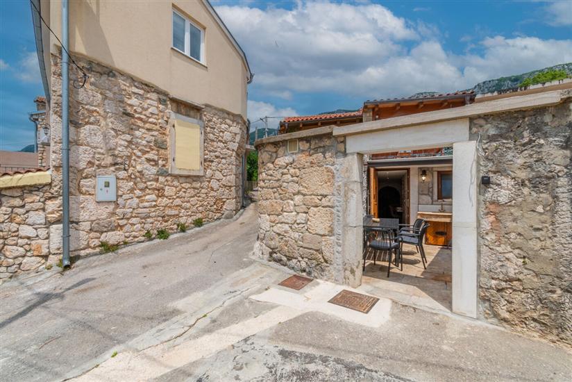 House Villa Lara