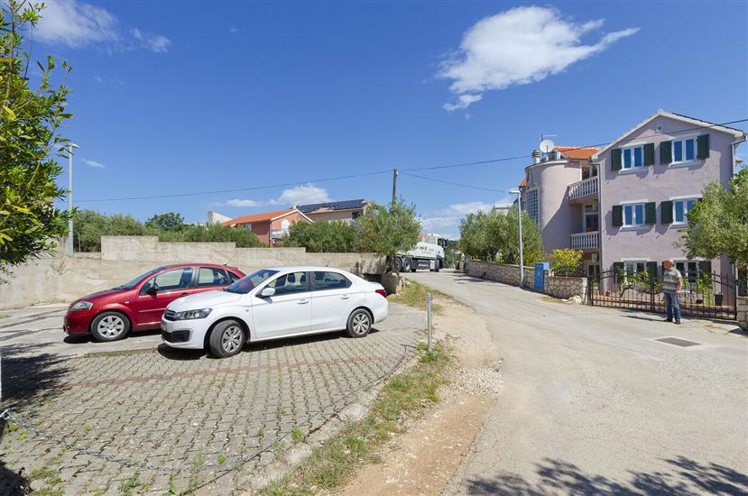 Apartments Dragan