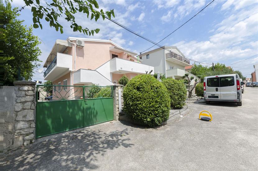Apartments Miroslava