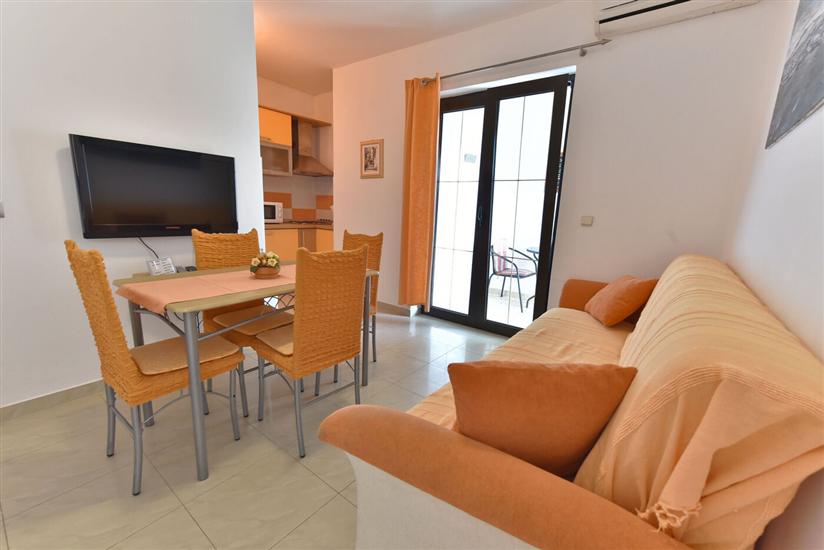 Apartment A2, for 4 persons