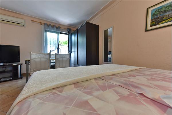 Apartment A5, for 2 persons